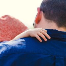 Как оставить при разводе ребенка с отцом: как действовать правильно